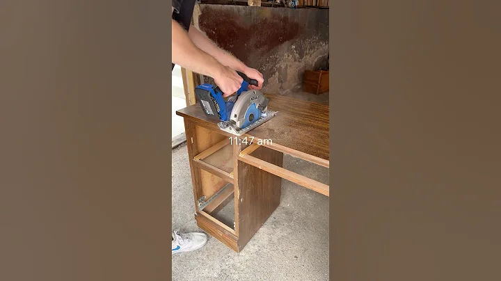 $20 Thrift Furniture Flip Transformation #thrifting #furnitureflipping