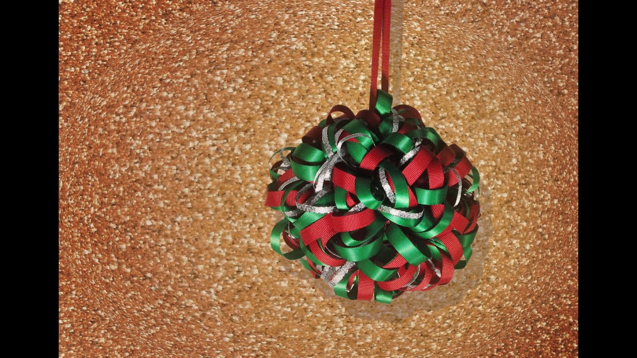 How to Make a Christmas Kissing Ball YouTube