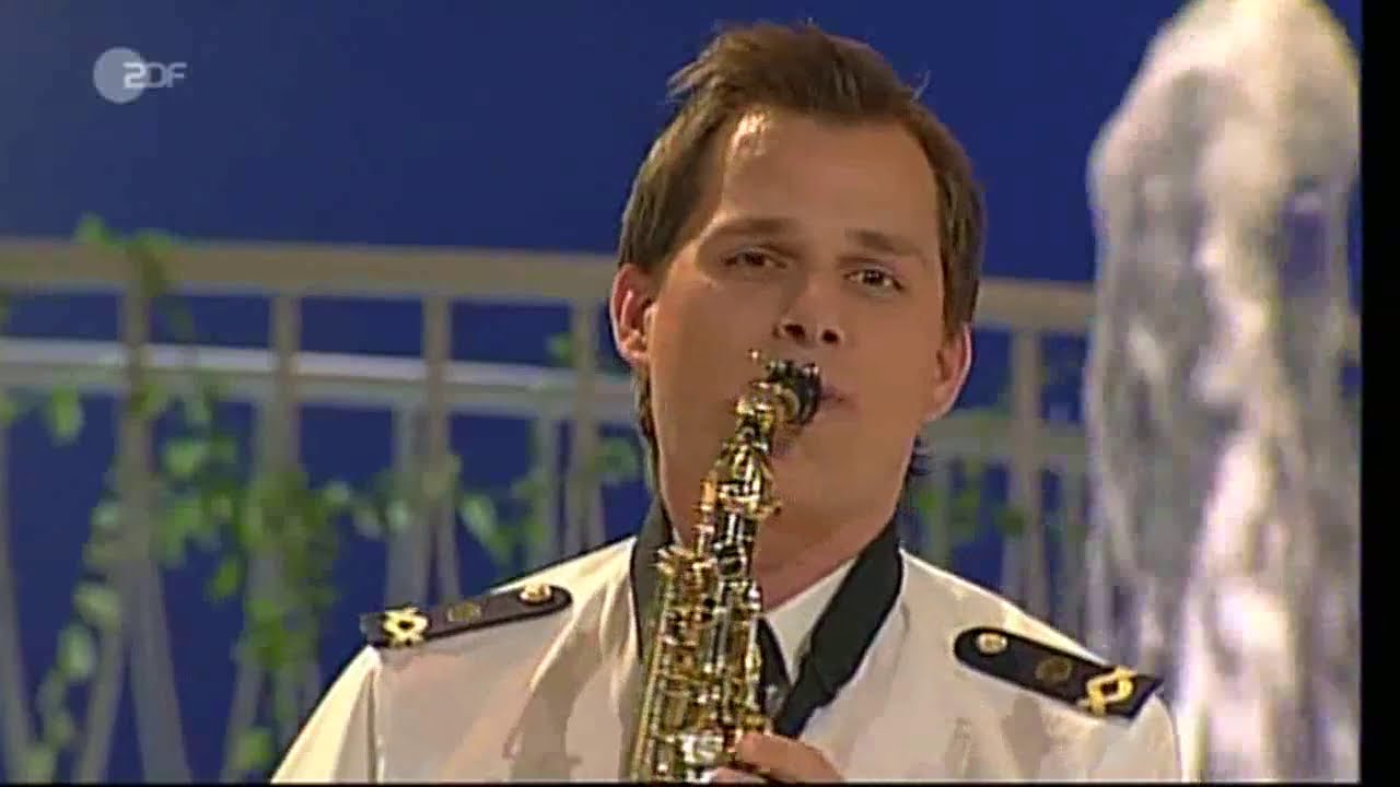 Captain Cook und seine singenden Saxophone beim Grand Prix d.V. - Ich denk’ so gern an meine Mutter