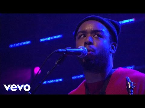 Snoop Dogg - Those Gurlz Reprise (Live at the Avalon) ft. Latoiya Williams
