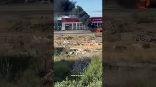 В Астрахани сгорела Лада Приора #Астрахань #астраханскаяобласть #астрахань24 #россия