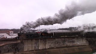 [4K] WMS 1309 pulling the Polar Express from Cumberland MD
