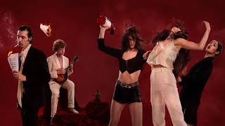 Famous Marie Davidson & L’Œil Nu - 'Worst Comes To Worst' (Official Audio) Profile