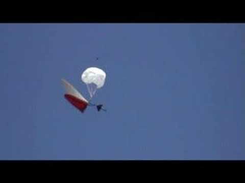 Hang gliding rescue parachute opening