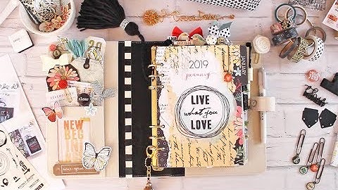 Cocoa Daisy January planner set up.