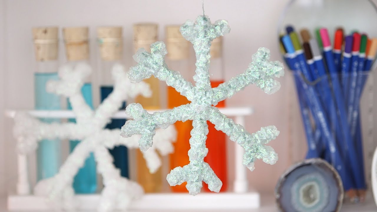 How to Make Crystal Snowflake Ornaments - MY 100 YEAR OLD HOME