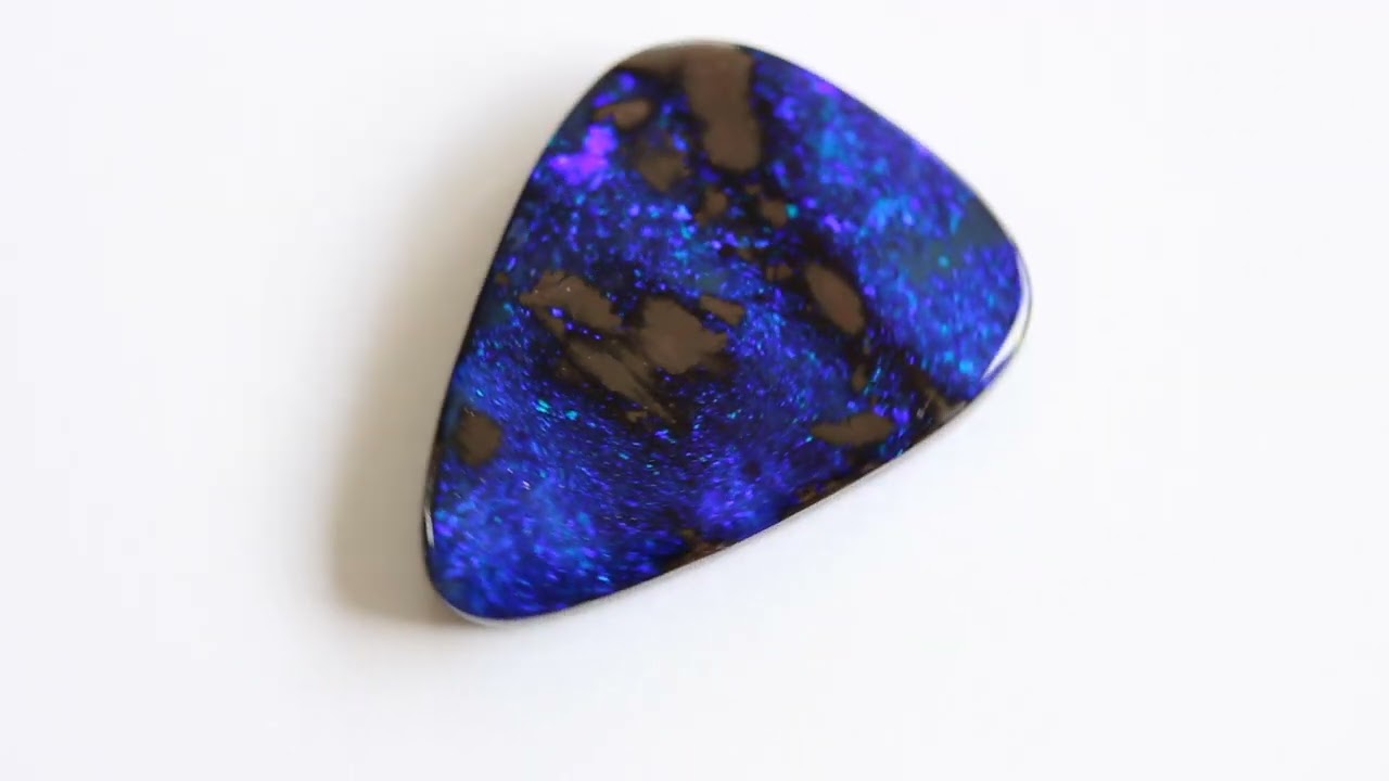 13.66ct Natural boulder opal