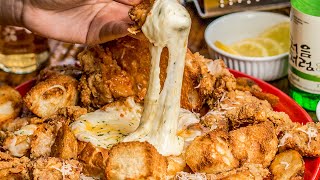 Award-winning korean fried chicken brand is bringing the epic cheese
volcano to toronto!