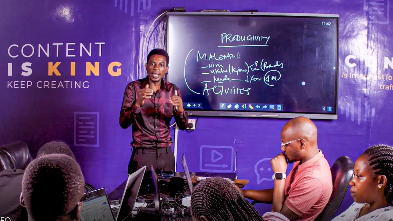 Jinsi ya Kupanga Ratiba Yako ya Kazi kwa Ufanisi na Mafanikio 🚀