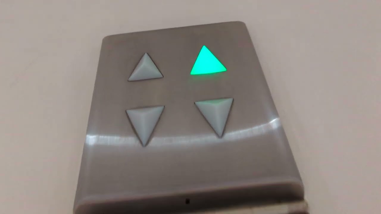 The Luton Mall lift revisit June 2023