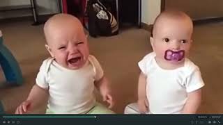 Twin babies fight over pacifier! twins baby fight for nipple!#twins #cryingbaby #babyfight #kids