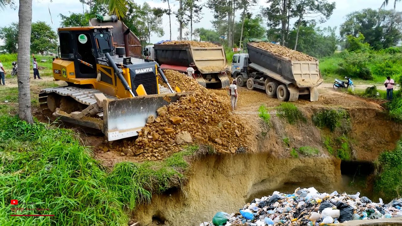 RECENTLY Activity​ Huge Slope Soil Surface Landfill Using Dozer Heavy And Group​​ Vehicle Equipment