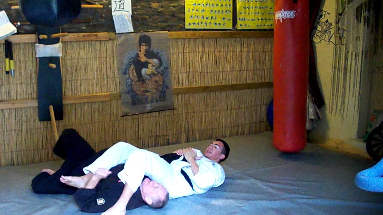 Flying armbar, Tobi hiji juji gatame YouTube