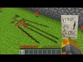 Minecraft DONT FALL THROUGH THIS SIREN HEAD CRACK TO VILLAGER UNDERGROUND HOUSE MOD ! Minecraft Mods