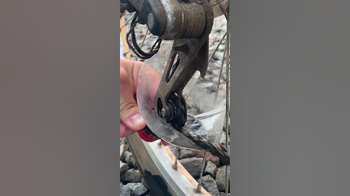 Cleaning the bike chain. How to get a perfectly clean chain