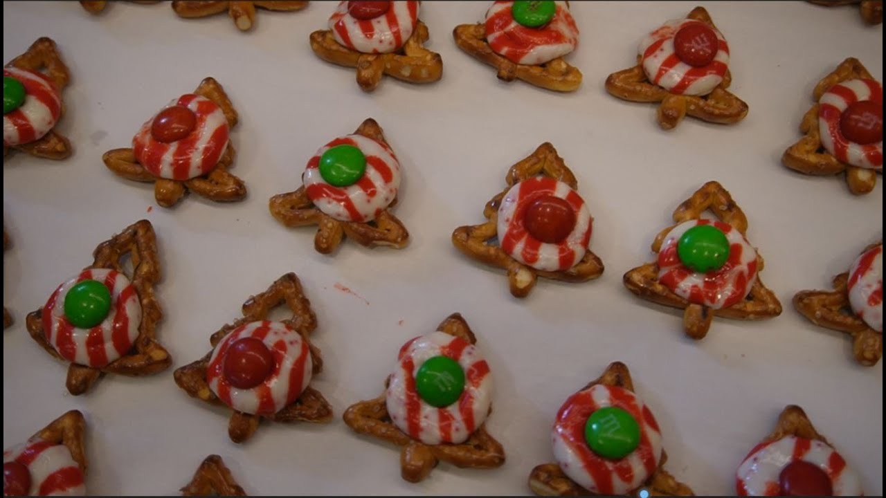 Hershey Candy Cane Pretzel Kisses