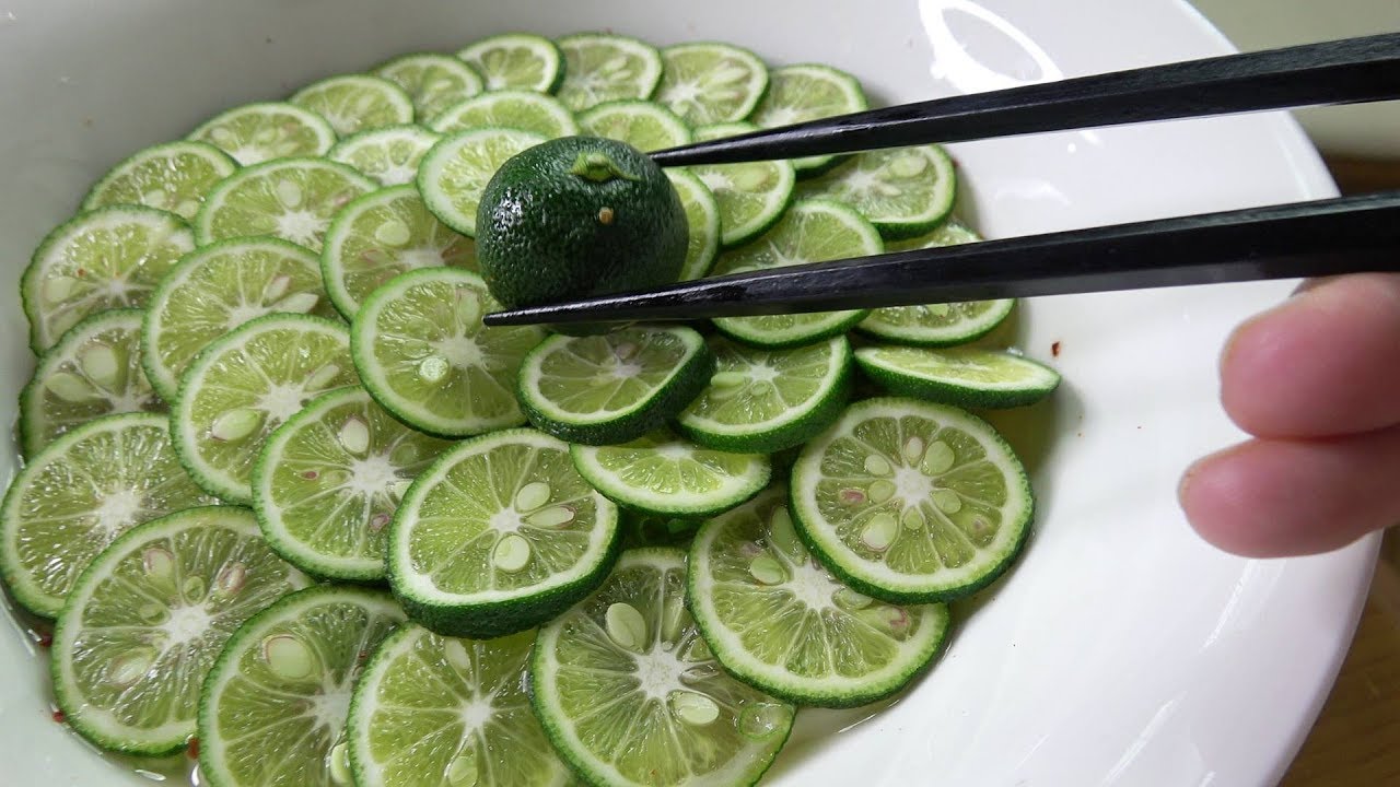 朝ごはん作ってみた『スダチうどん』