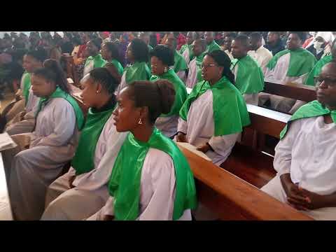 Video: Ni Nia Gani Zinazopatikana Katika Maneno Ya Pasternak