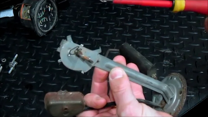 How the fuel gauging system works in a light aircraft.