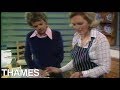 Mary Berry makes Lemon drizzle slice | Cake baking | Afternoon plus | 1974