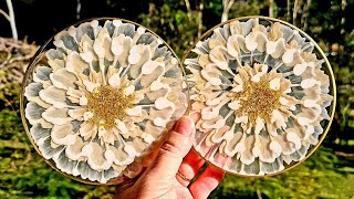 #951 Sparkly Gold And White 3D Resin Flower Coaster