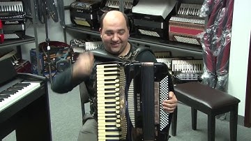 Accordionist, accordéoniste  Sergiu Popa  Demos the Value of Scales, chords exercises accordéon