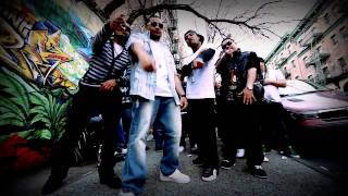 Kenny The Ripper ft. Reyo El Patriarca, Algenis - La Calle Esta Caliente (Official Video).mp4