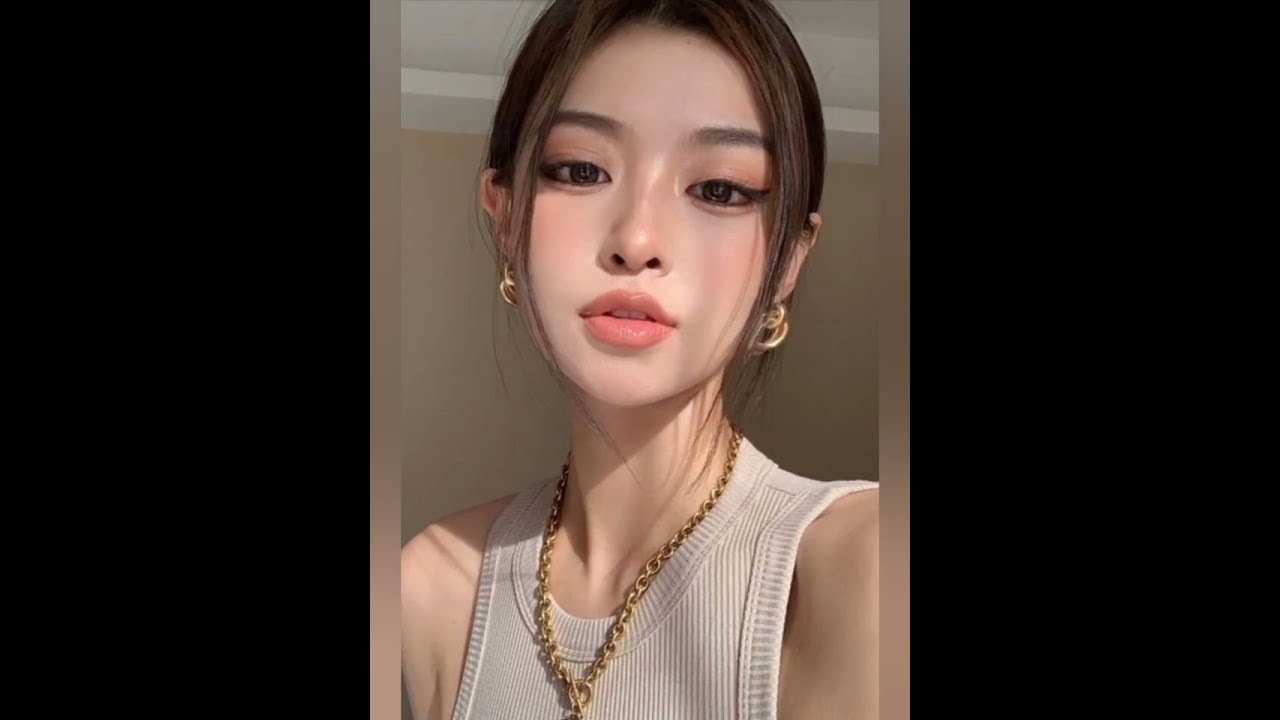 Ultimate Guide: How to Look Attractive in School and College! 💁‍♀️🎓