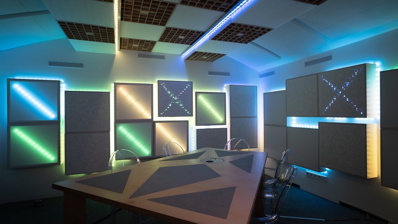 LOUD & CLEAR - první bezobslužné podcastové studio na světě