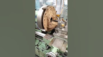 boring for a stuffing box on Cazeneuve HB725 #machine #machinist #chips #machineshop #lathe #asmr