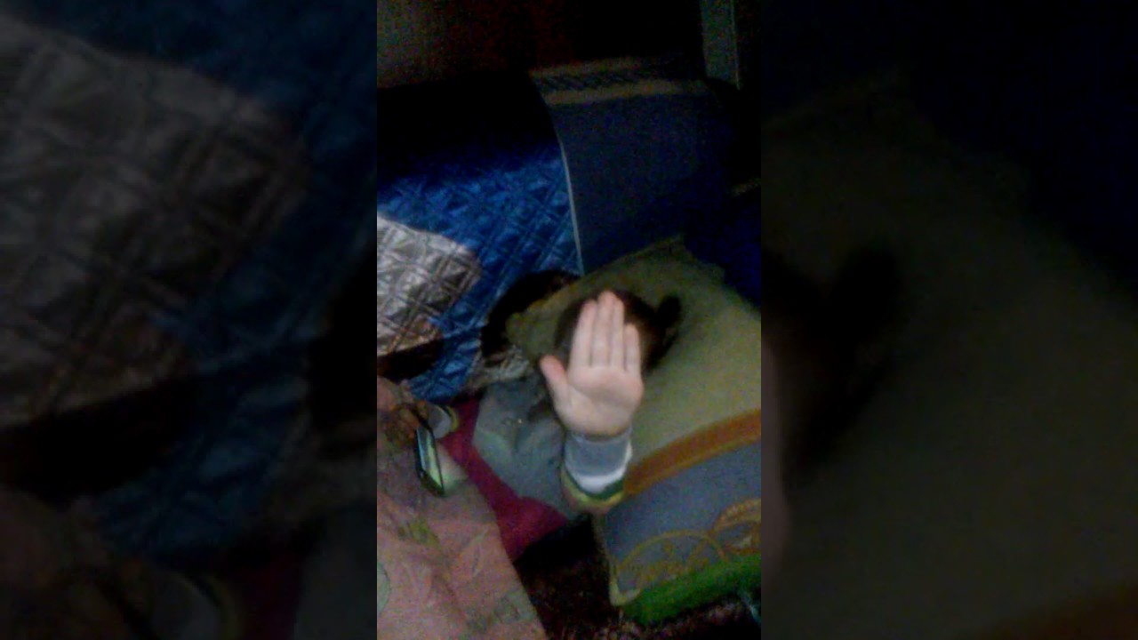 Девочка не хочет - YouTube