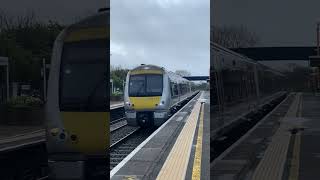 Chiltern 168106 passes Widney Manor with a soft 2 tone #train #class #railway screenshot 1