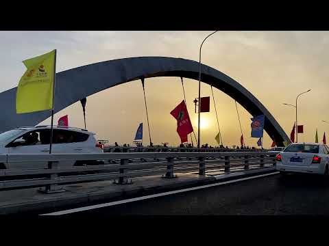 Video: Nehir Boyunca Köprü