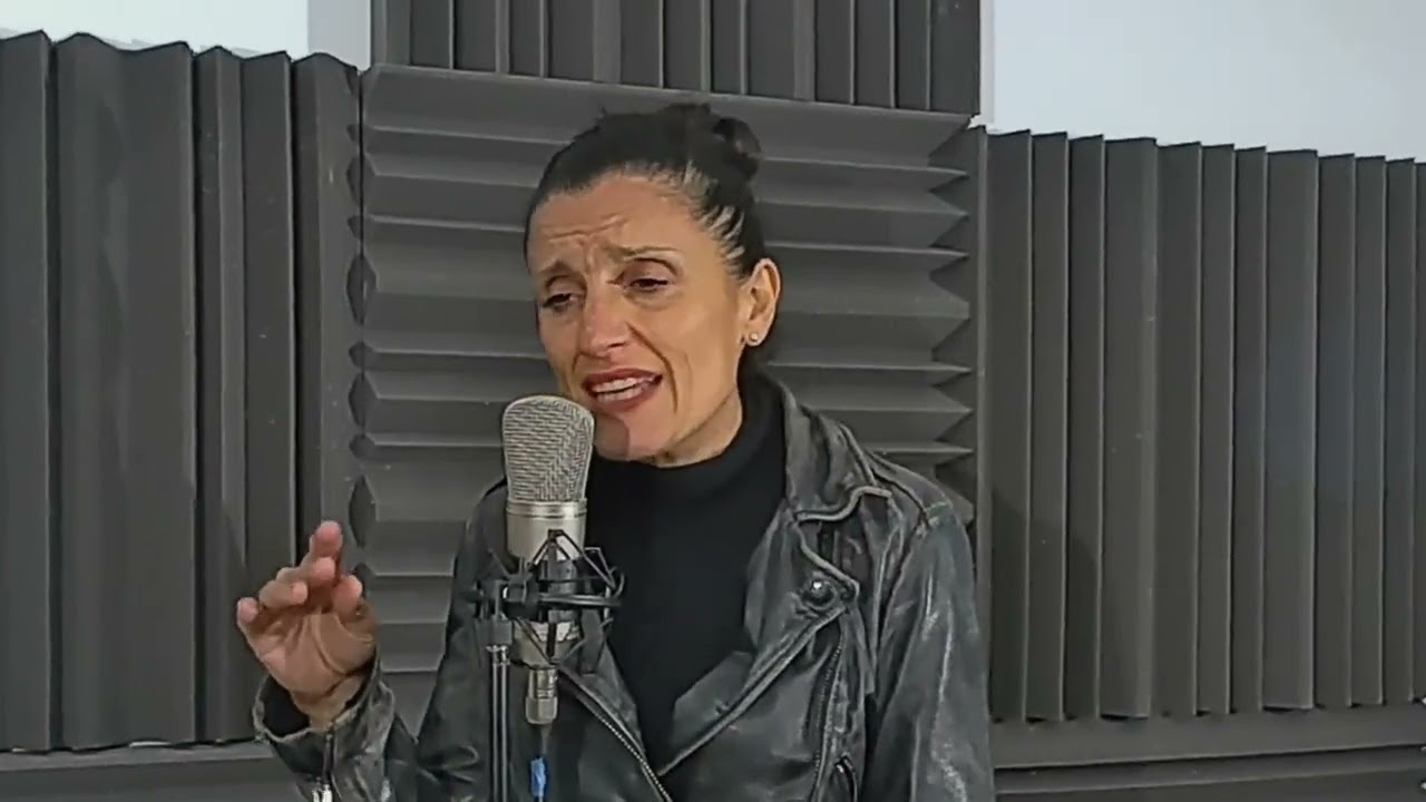 Motown Legends - Sitting On The Dock Of The Bay