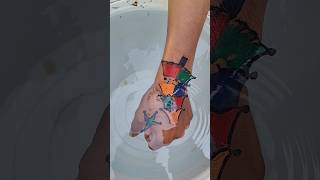 Wow 😲😲 Amazing 😍🤩 face facts creative 😀 cristmas 🌲🌲 drawing on hand 👏👌 #shorts #viral #art