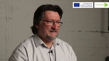 JULIAN on replicating real world teaching spaces in VR