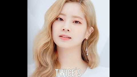 TWICE MOMO + TWICE DAHYUN = ????🤔✨ #Shorts #kpop #Twice Tzuyu Jeongyeon Mina Nayeon Sana Chaeyoung