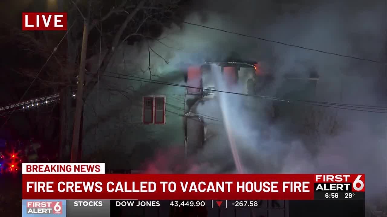 Crews fighting vacant house fire in Midtown Omaha - YouTube