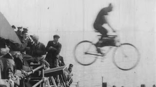 Flying the Foam and Some Fancy Diving (1906) | Britain on Film
