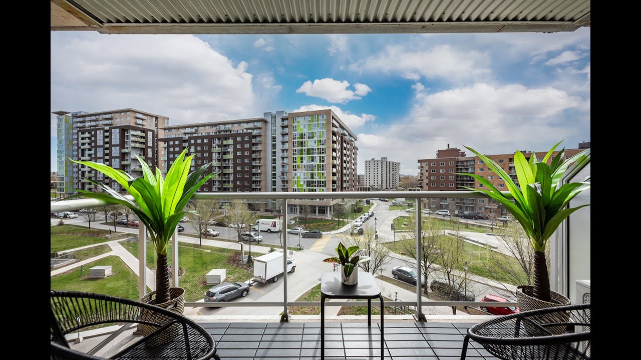 Beautiful 1 bedroom condo for rent - fully furnished - Place Acadie Montreal