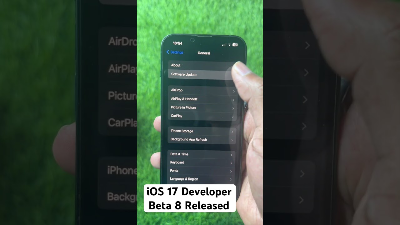 iOS 17 Developer Beta 8 Update Released 😱😱😱 #shorts #trending
