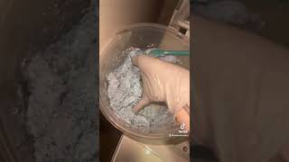 Ice Paste with Lots of Powder