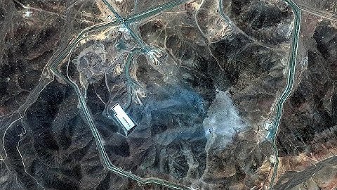 Πληροφορίες ότι τα αποθέματα ουρανίου του Ιράν είναι άθικτα, αναφέρουν βρετανικά ΜΜΕ