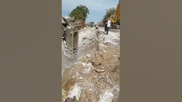 Hydraulic rock drill and splitting machine work together with rock breaker#rockdrill #splitter