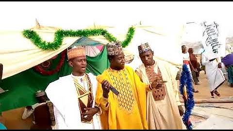 Yas Alu Nasidi / A sajida a majalisin sallah gidan sidi.