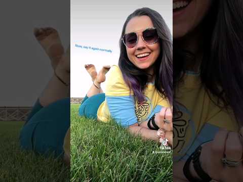 Try this on your friends, it's funny every time #funny #prank #joke #thepose #feet