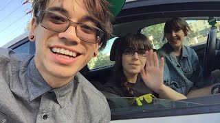 A GIRL MIGHT LIKE ME
i held hands with a girl, but does she like me? idk girls are hard to read these days. pls thumbs up bc i share too much of my life lol and enjoy the video adventure!!
damon: http://www.youtube.com/deefizzy
jewel: http://www.twitter.com/itsjewelpayne
kate: http://www.twitter.com/kaitlinwitcher
Subscribe to my comedy channel: http://www.youtube.com/edwinsgeneration
Outro tune by Halocene: http://youtube.com/halocene
Buy my wristbands: http://goo.gl/b1hgSn
facebook: http://www.facebook.com/edwinsgeneration
Support my Channel! Every contribution is helpful, big or small (and theres perks for your help!): http://www.patreon.com/edwinsgeneration
Royalty Free Music by http://audiomicro.com/royalty-free-music
BUSINESS INQUIRY: famousedwin@gmail.com
i went to a party and met a girl and we held hands and maybe she likes me. horrible sentence, but thats whats up!!! A GIRL MIGHT LIKE ME