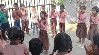 # Basic Shiksha( Phoolon Se nit hansna Sikho Kavita )