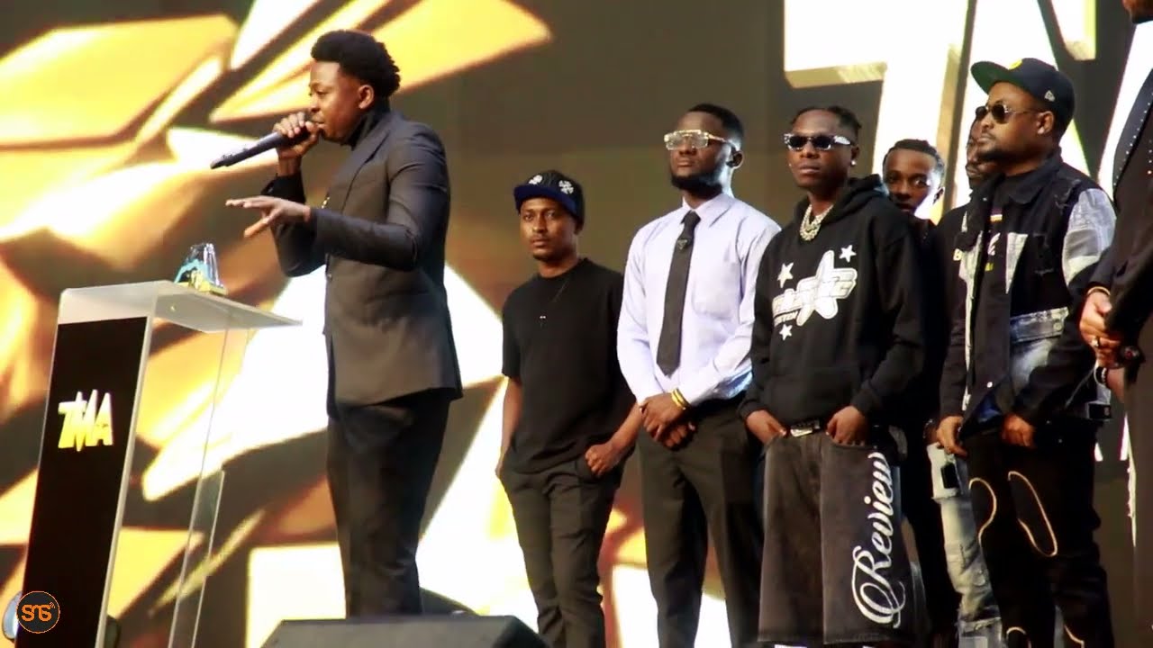 YOUNG LUNYA ameshinda TUZO ya wimbo bora wa HIP HOP wa mwaka, alipambania wimbo huu tangu 2017