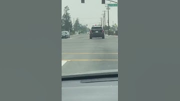 COP FOLLOWING THE TRAFFIC LAW (1607150) Fontana police 🛑🚔